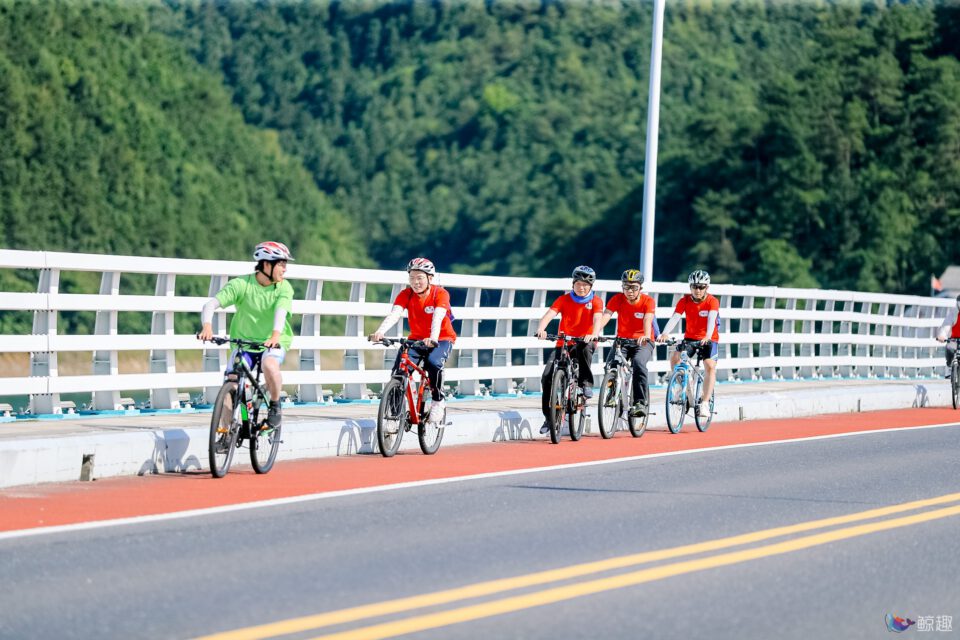 东原集团千岛湖骑行 gallery image 4